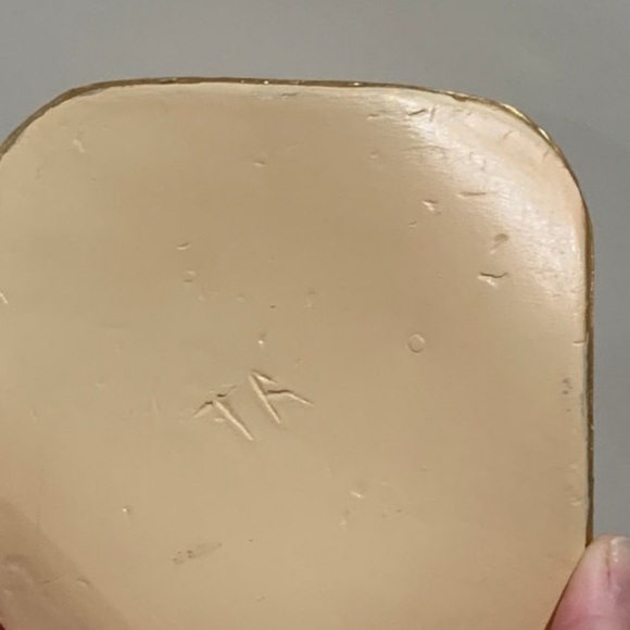 Handmade air dry trinket dish - Picture 3 of 10